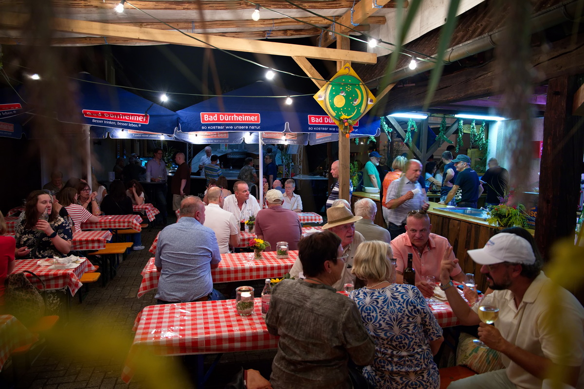 Die Sängerlaube im Festbetrieb